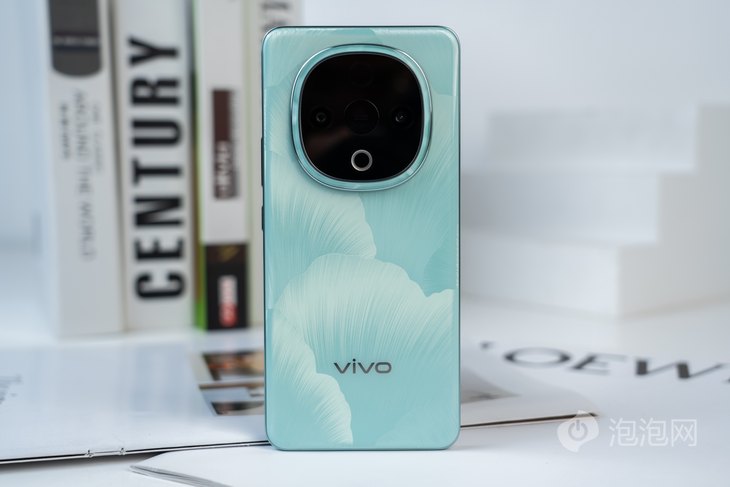 三向扬声器600%音量开辟中端机新赛道九游会j9agvivo Y300评测：(图14)